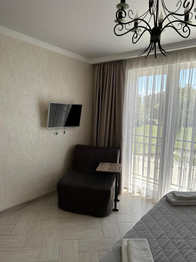 Guest House Гости Pitsunda Exterior foto