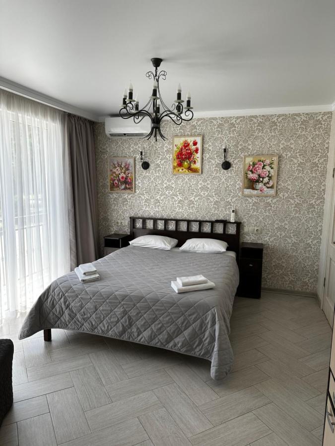 Guest House Гости Pitsunda Exterior foto